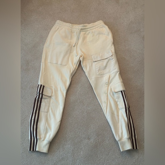 Adidas x Ivy Park - Drop 1 | Cargo Sweatpants, Ecru Tint/Maroon (RARE) - Picture 3 of 16
